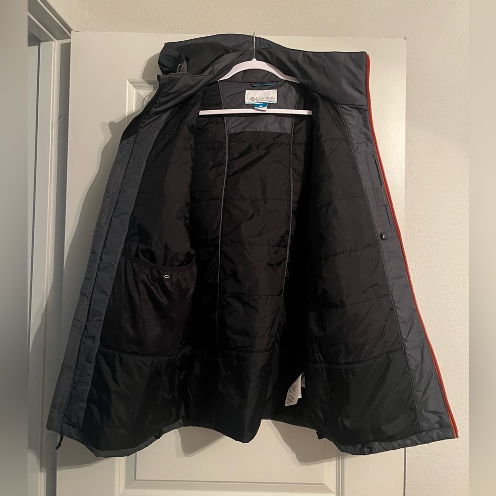 SOLD Columbia | Men's Antimony IV Winter Ski Jacket Size Medium - Picture 4 of 6